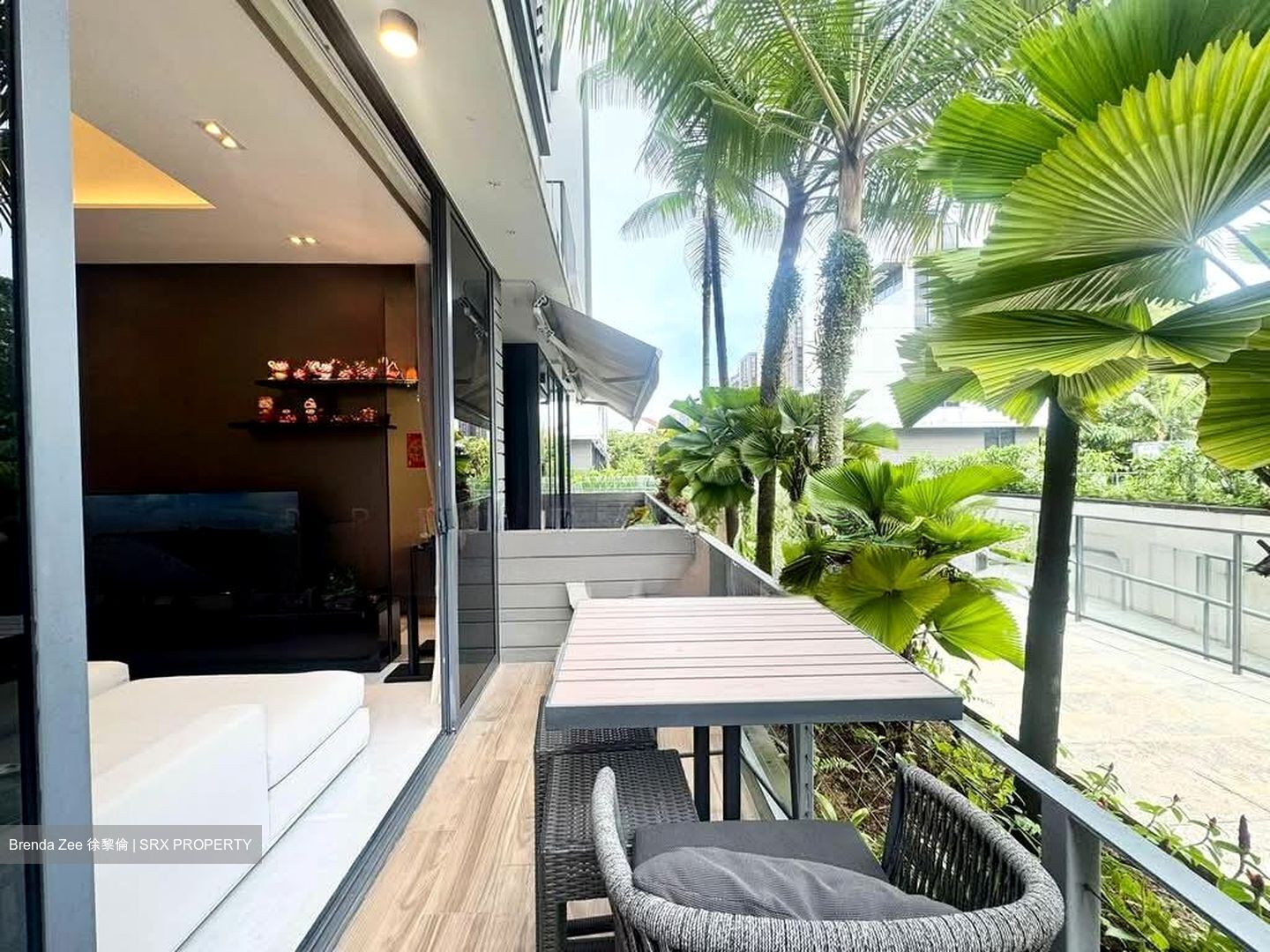 Alana (D28), Terrace #566742161